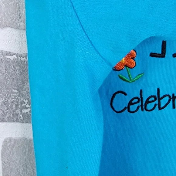 Celebrate the Joy of Reading Vintage Embroidered Children T-Shirt Youth Size M - Picture 8 of 12